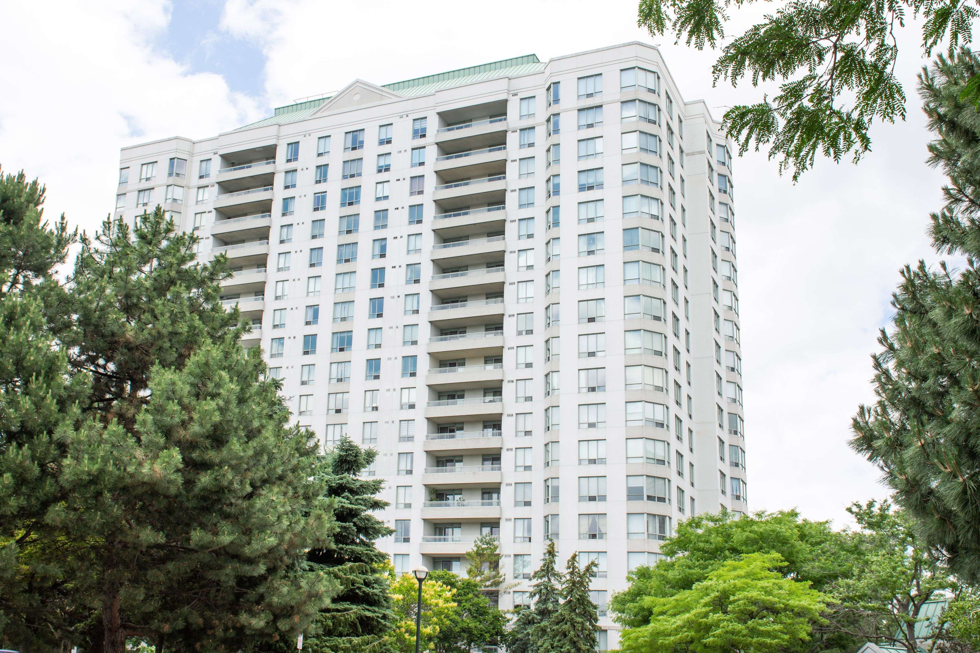 Toronto E07, ON M1S 5J9,5001 Finch AVE #1211