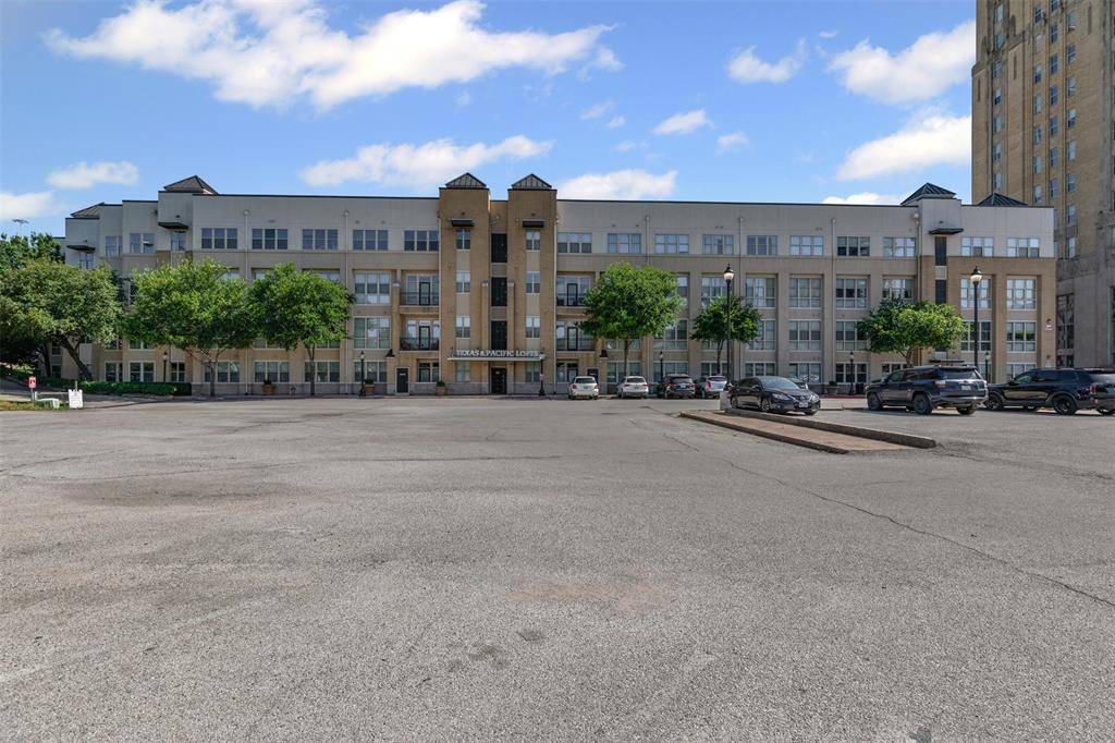 Fort Worth, TX 76102,201 W Lancaster Avenue #206