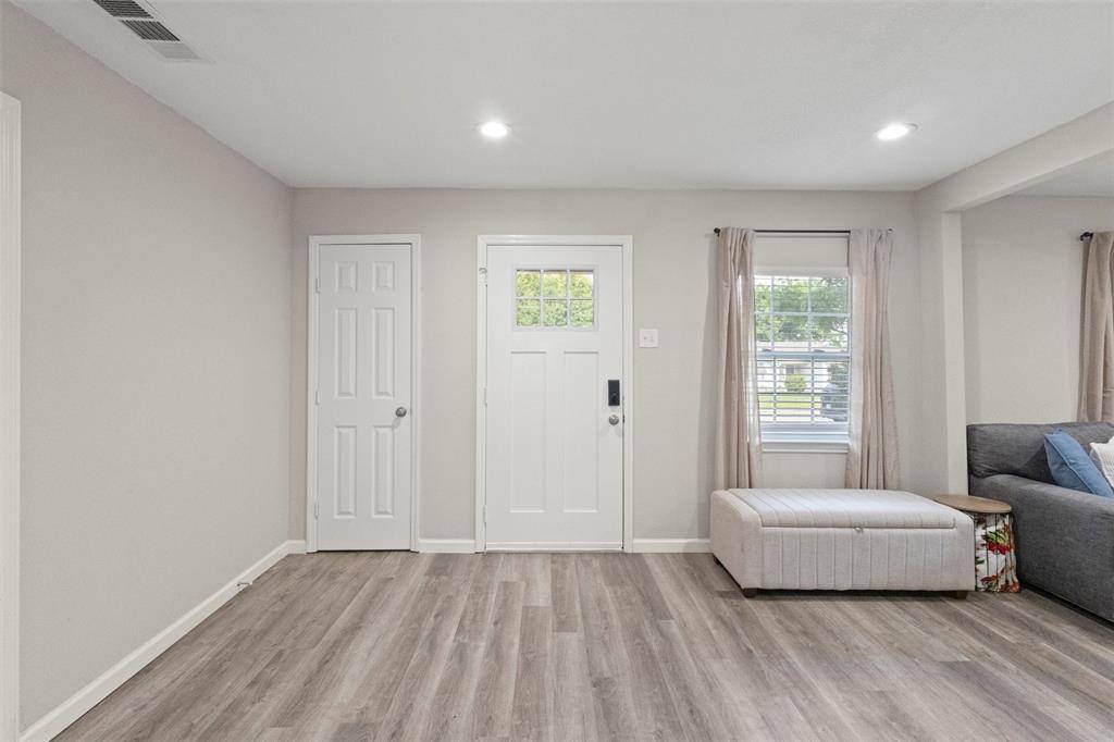 Arlington, TX 76010,1503 Dale Drive