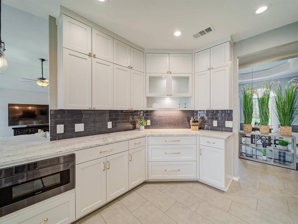 Keller, TX 76248,409 Durrand Oak Drive