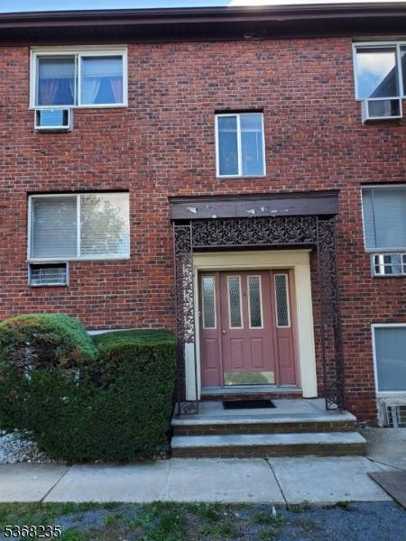 South Orange Village Twp., NJ 07079,378 Valley St #A1