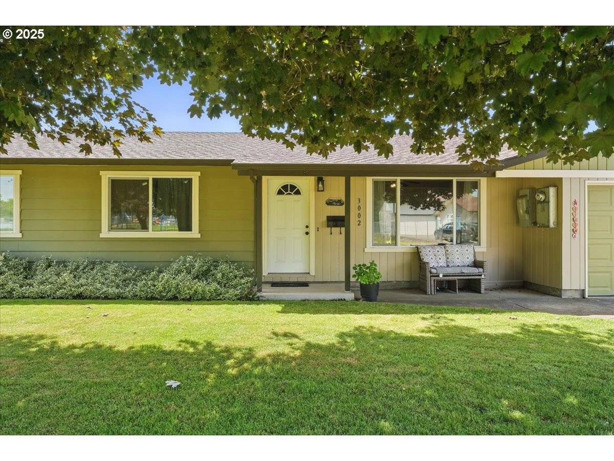Forest Grove, OR 97116,3002 17TH AVE