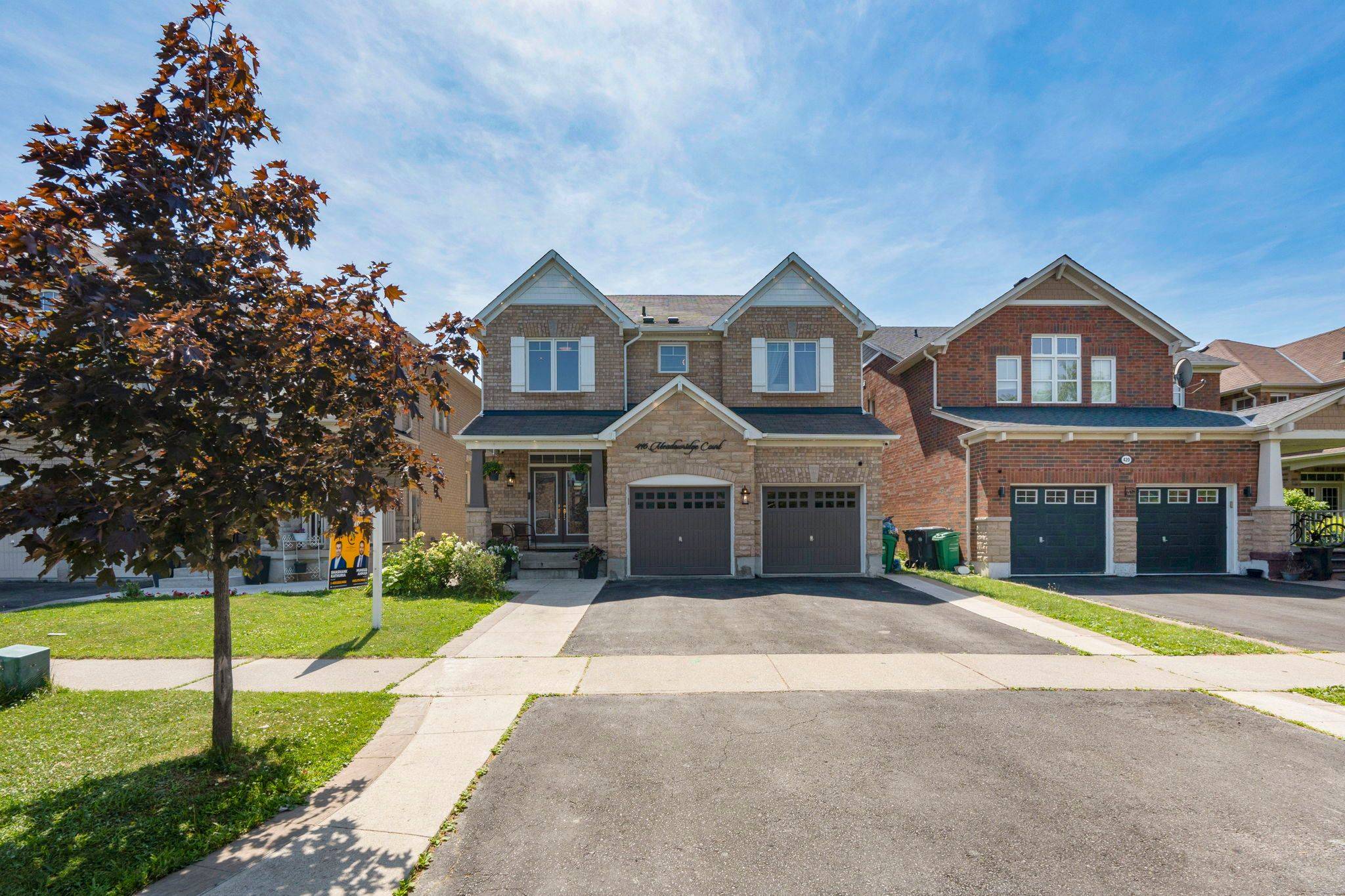 Mississauga, ON L5W 0B6,416 Meadowridge CT