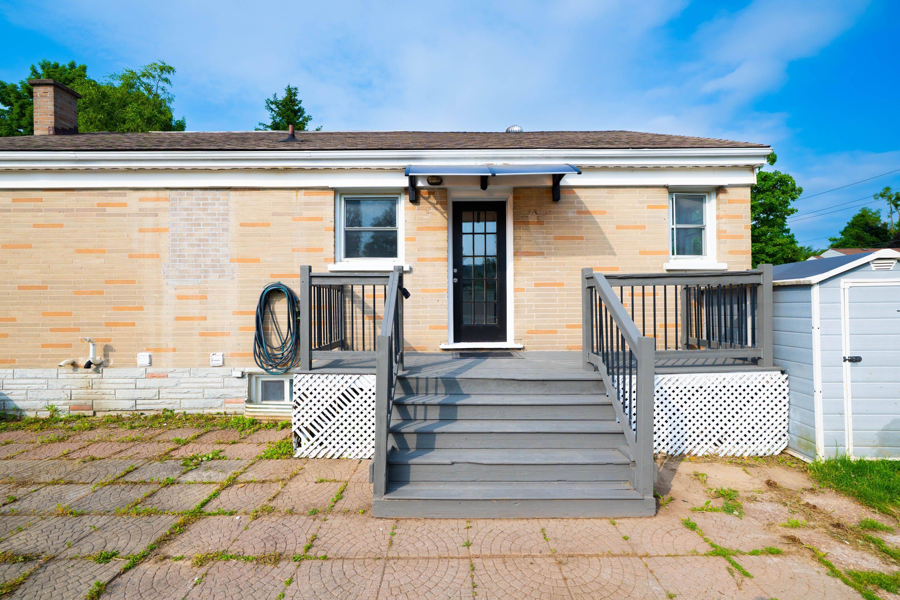 Peterborough North, ON K9H 5E3,160 Elizabeth AVE