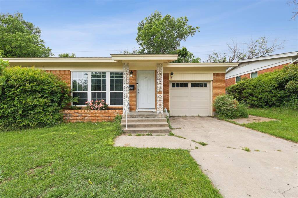 Fort Worth, TX 76116,3508 Valencia Court