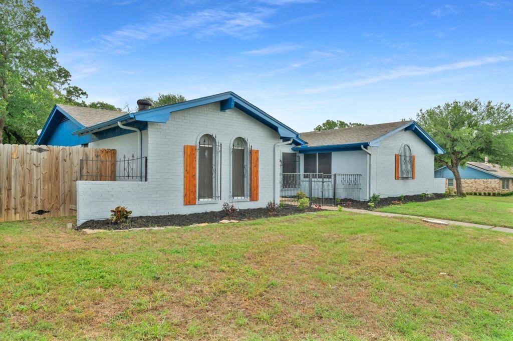 Forest Hill, TX 76119,6417 Oak Timber Drive E