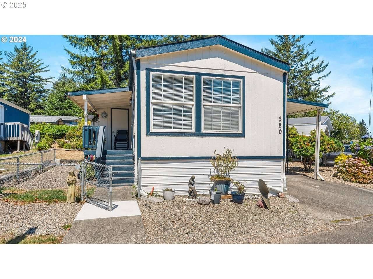 Coos Bay, OR 97420,580 SHOREPINES PL