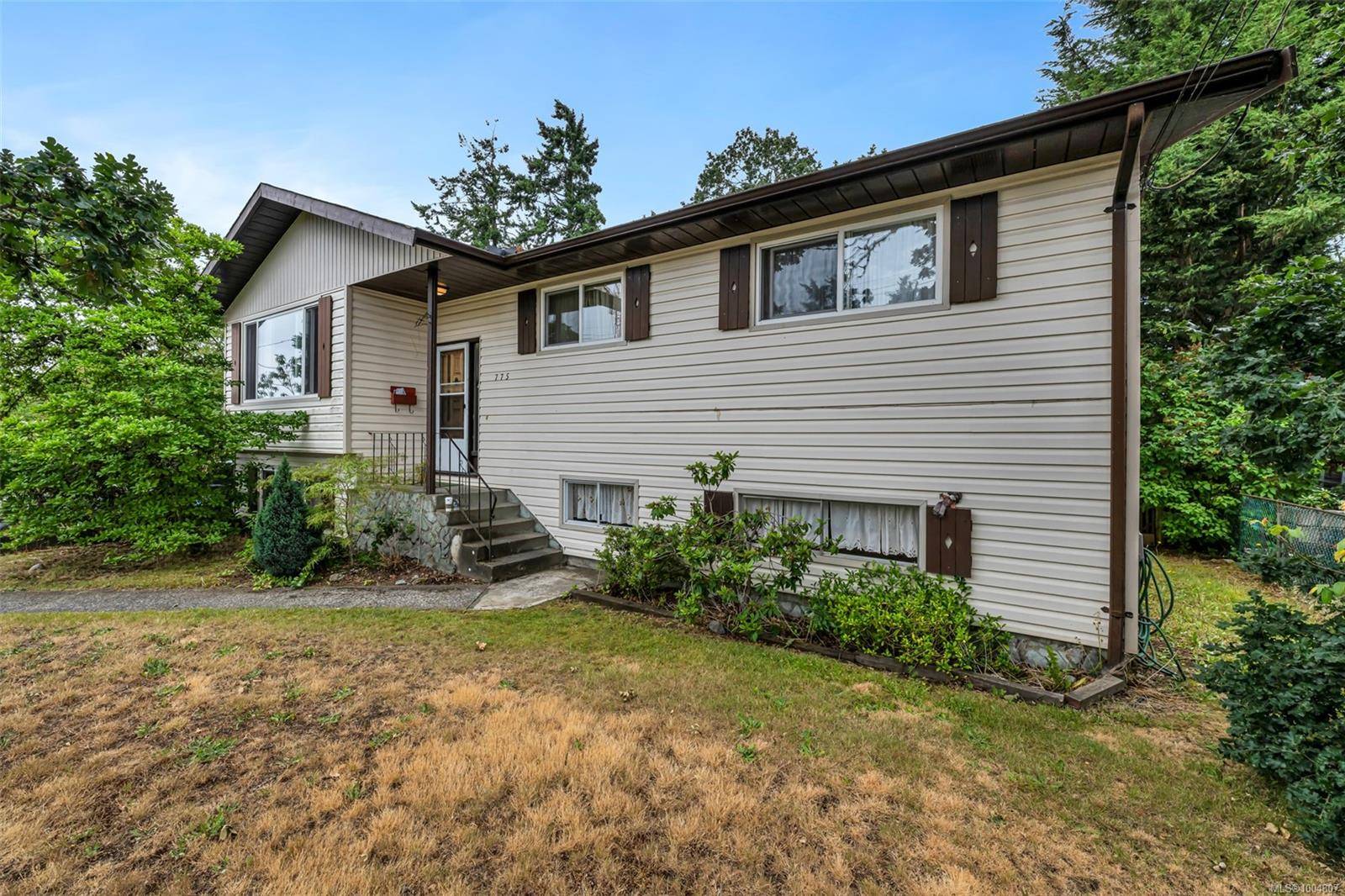 Langford, BC V9B 2P5,775 Revilo Pl