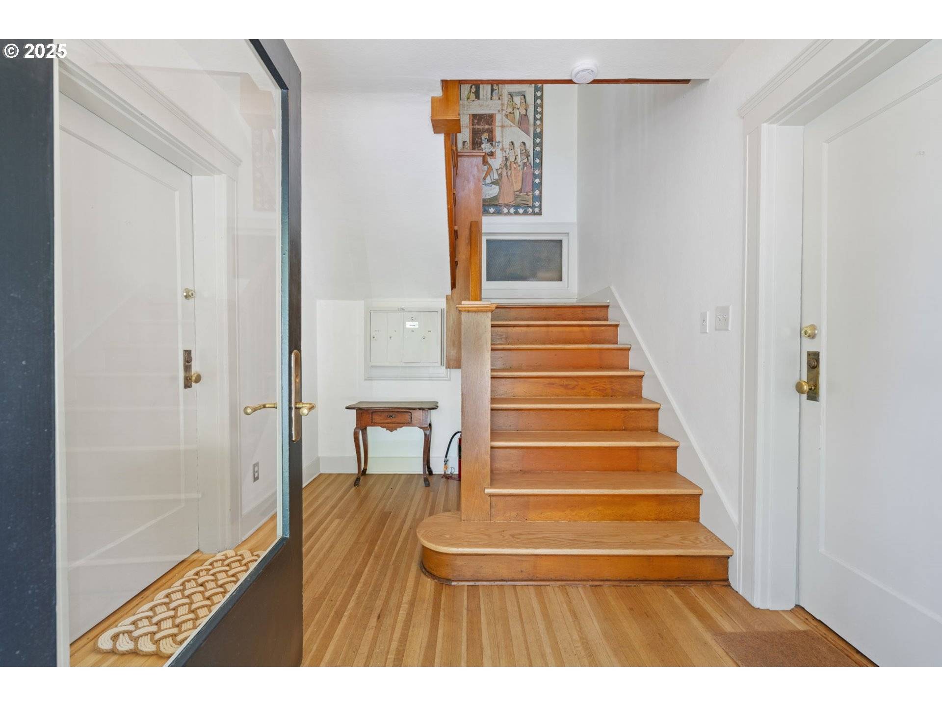 Portland, OR 97209,2056 NW OVERTON ST