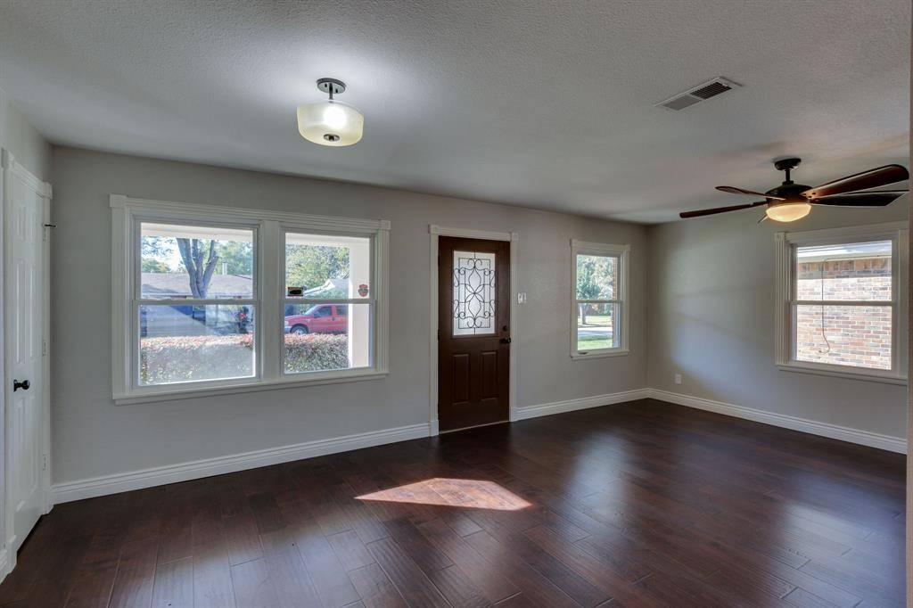 Dallas, TX 75218,11343 Rupley Lane