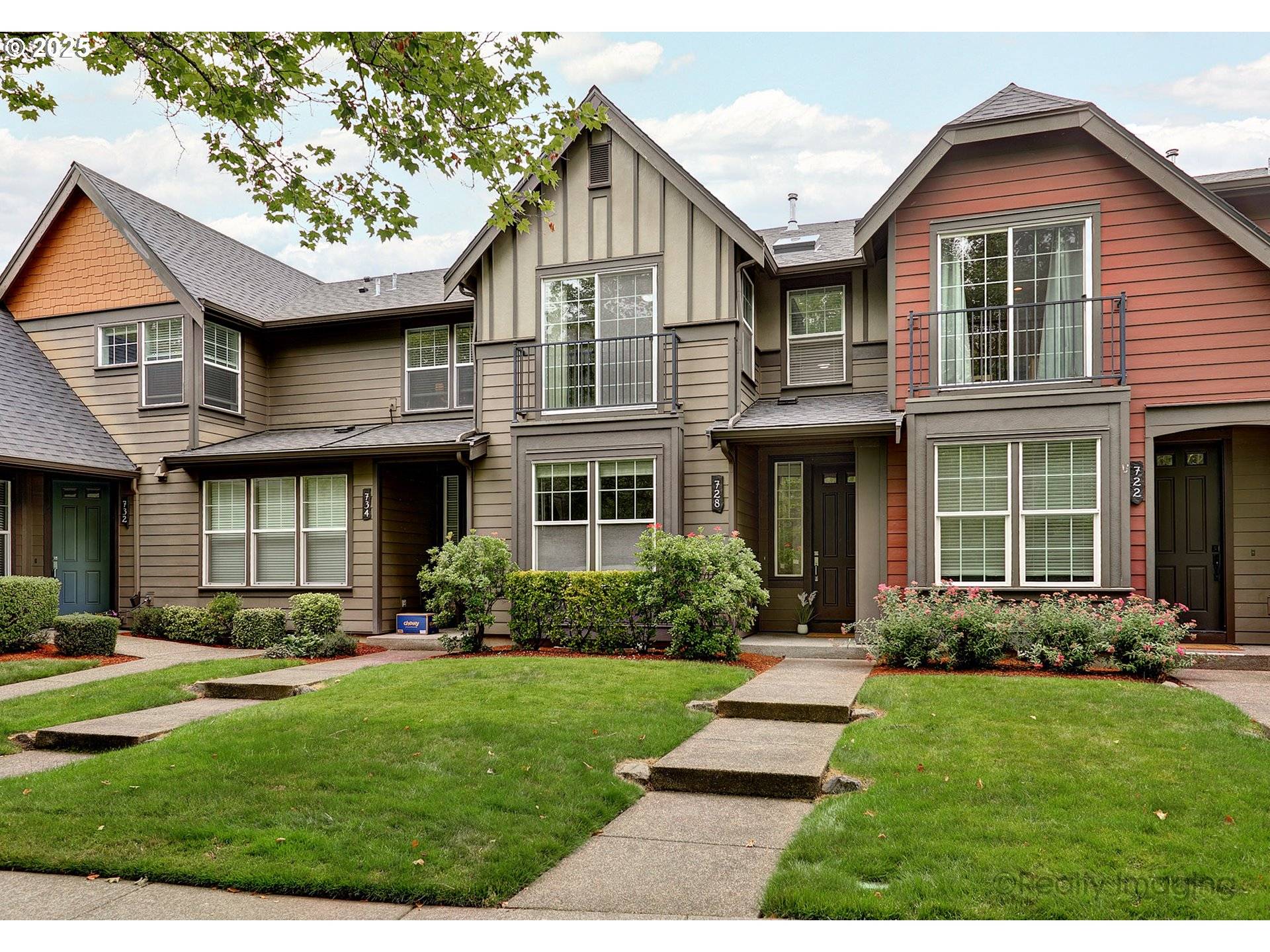Hillsboro, OR 97124,728 NE 72ND AVE