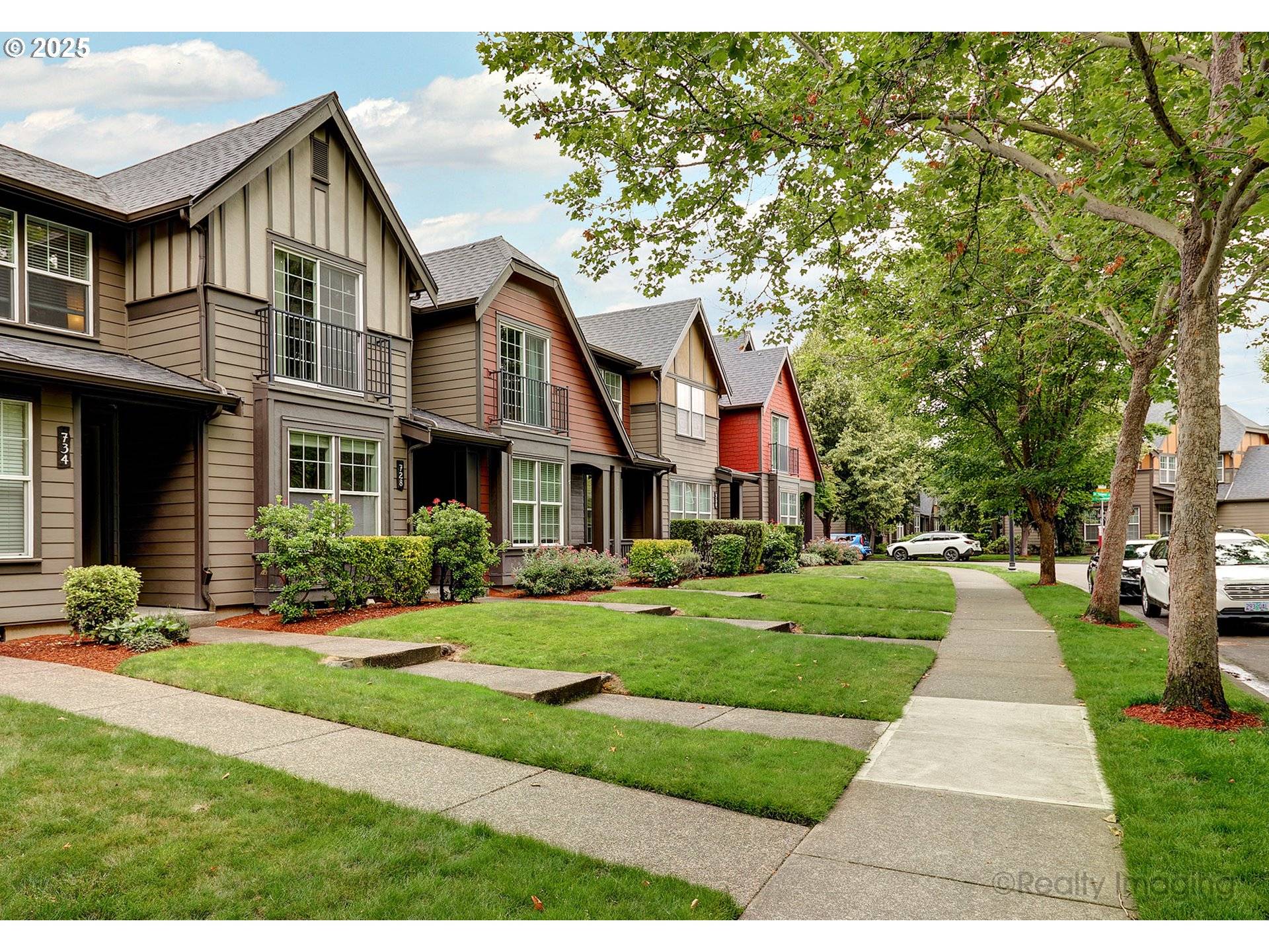 Hillsboro, OR 97124,728 NE 72ND AVE