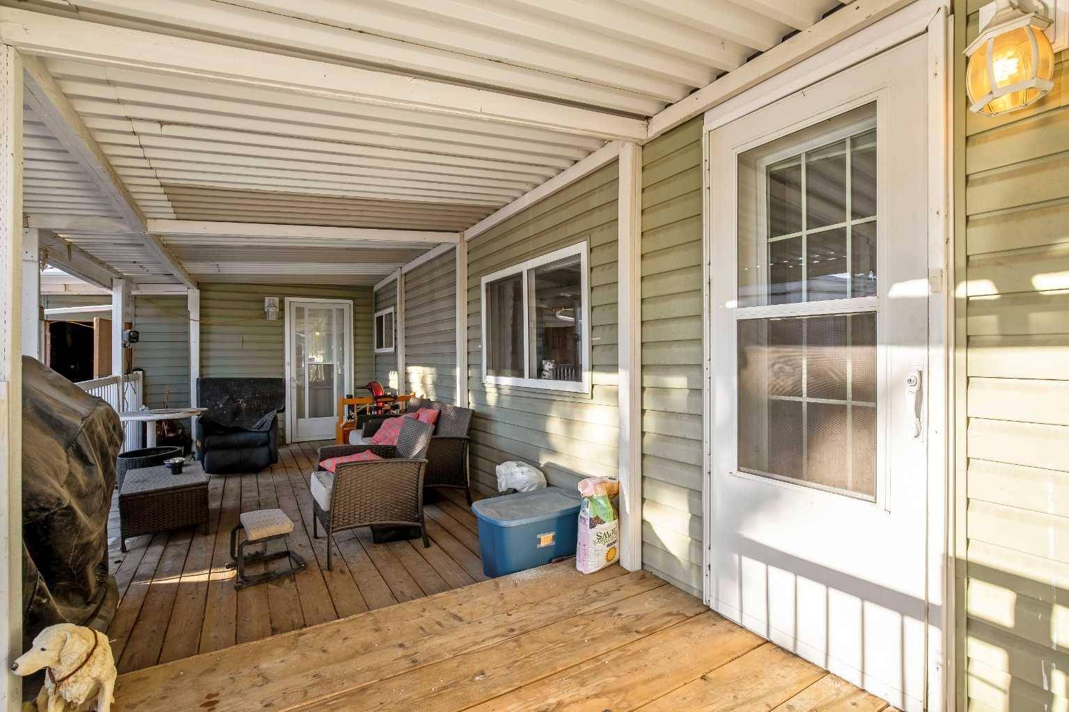 Calgary, AB T3B 5M9,3223 83 ST NW #71