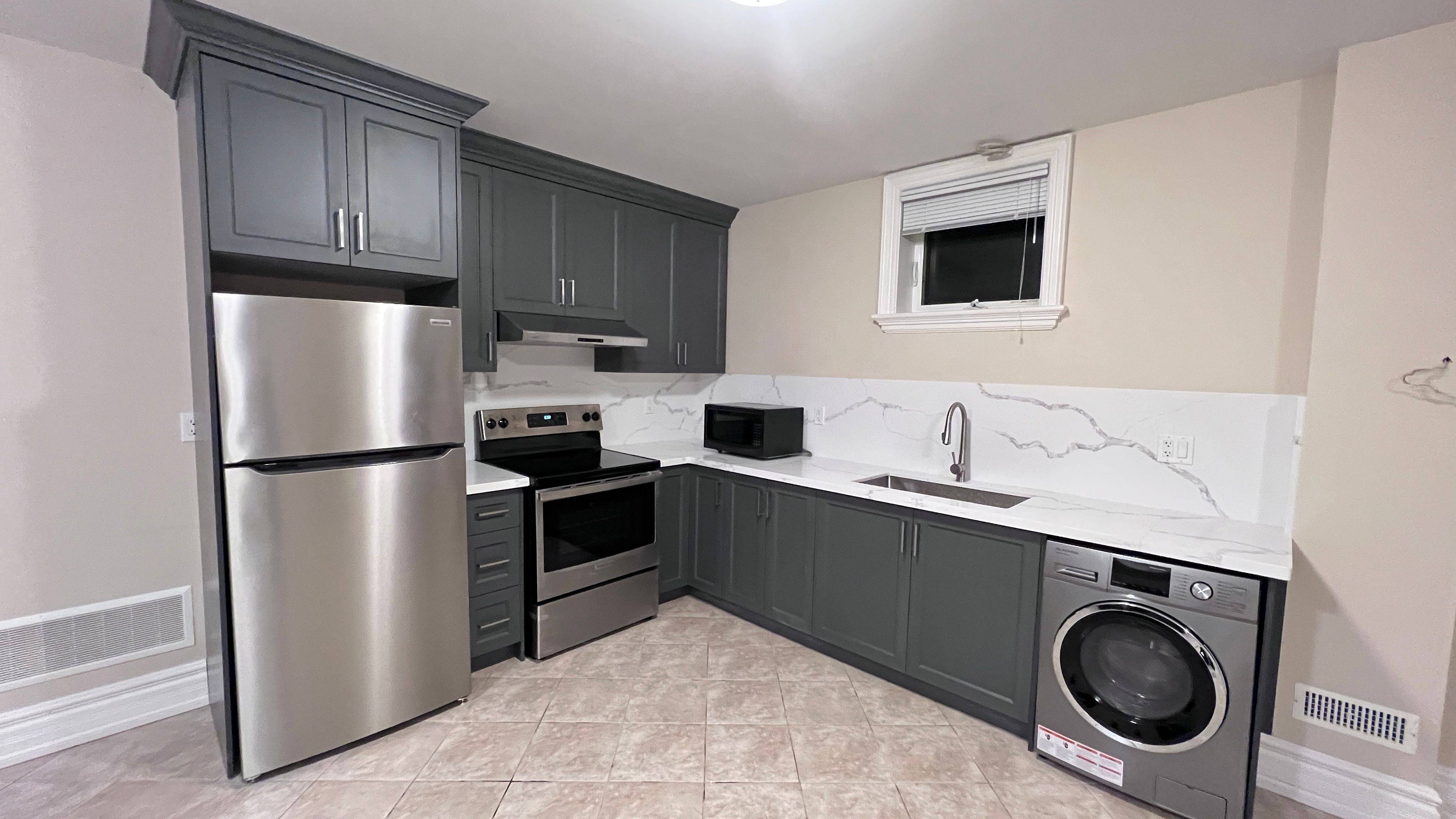 Toronto W04, ON M6B 1Y7,330 Hillmount AVE
