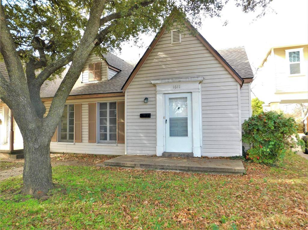 Denton, TX 76201,1611 N Locust Street