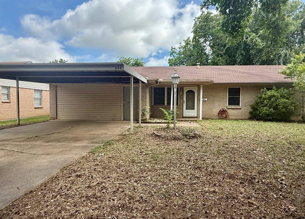 Euless, TX 76040,604 Bayless Drive