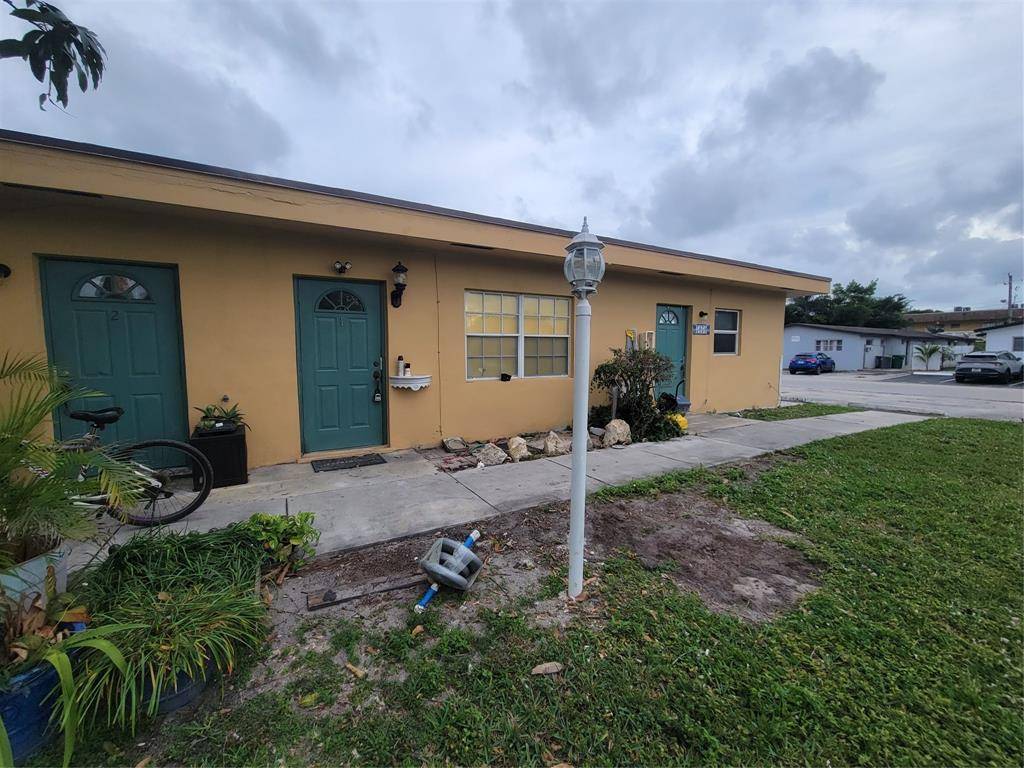 Dania Beach, FL 33314,[StreetName,UnitNumber,StreetNumber,StreetDirPrefix]