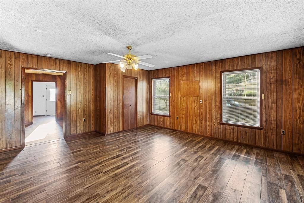 Dallas, TX 75211,127 N Morocco Avenue