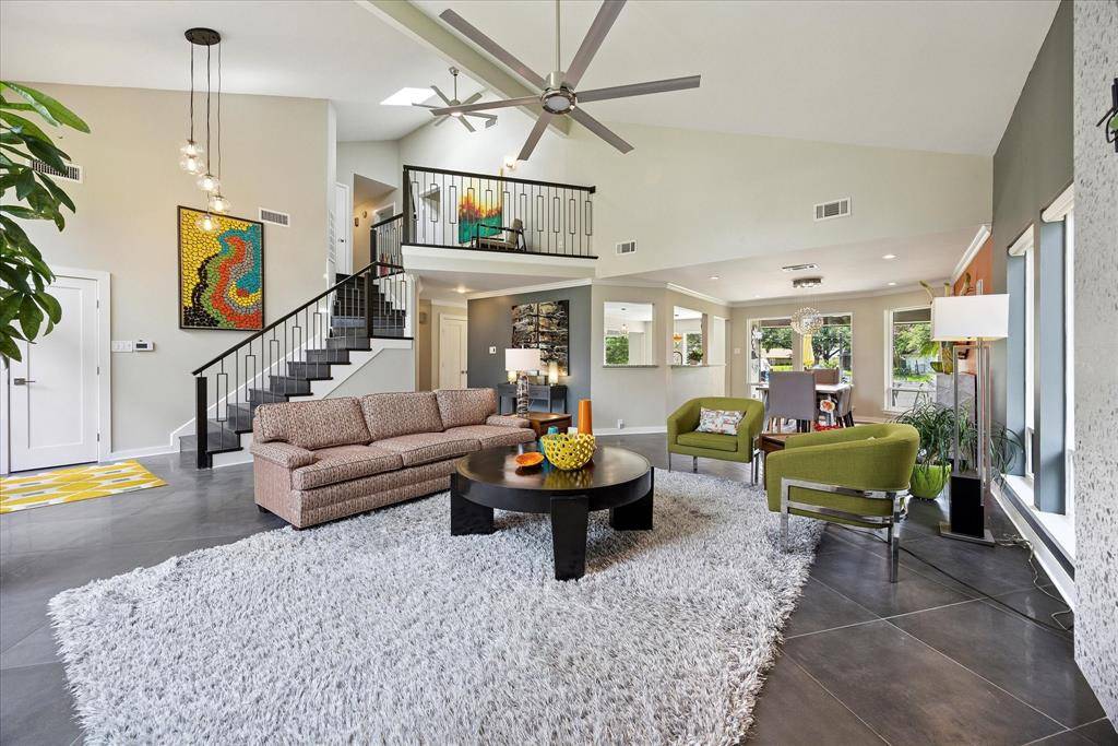 Arlington, TX 76012,1517 Waltham Court
