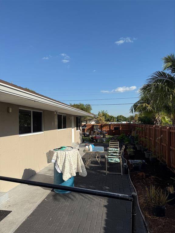 Hollywood, FL 33024,6301-03 BUCHANAN