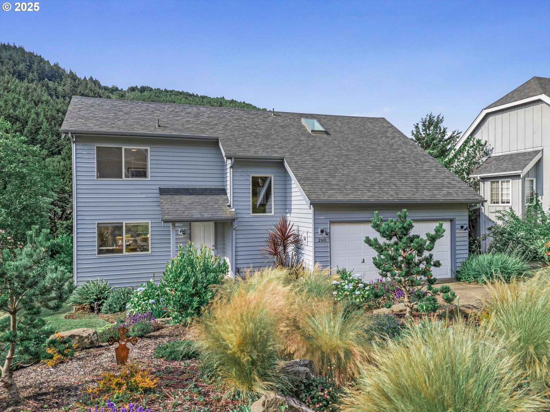 Yachats, OR 97498,260 JENNIFER DR