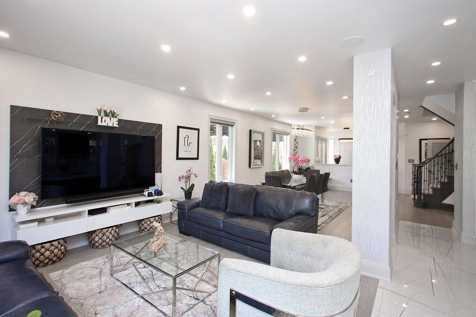 Richmond Hill, ON L4S 2G4,150 Colesbrook RD