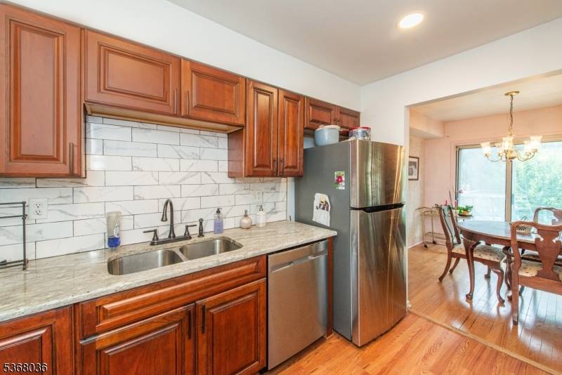 Hackettstown Town, NJ 07840,522 W Valley View Ave