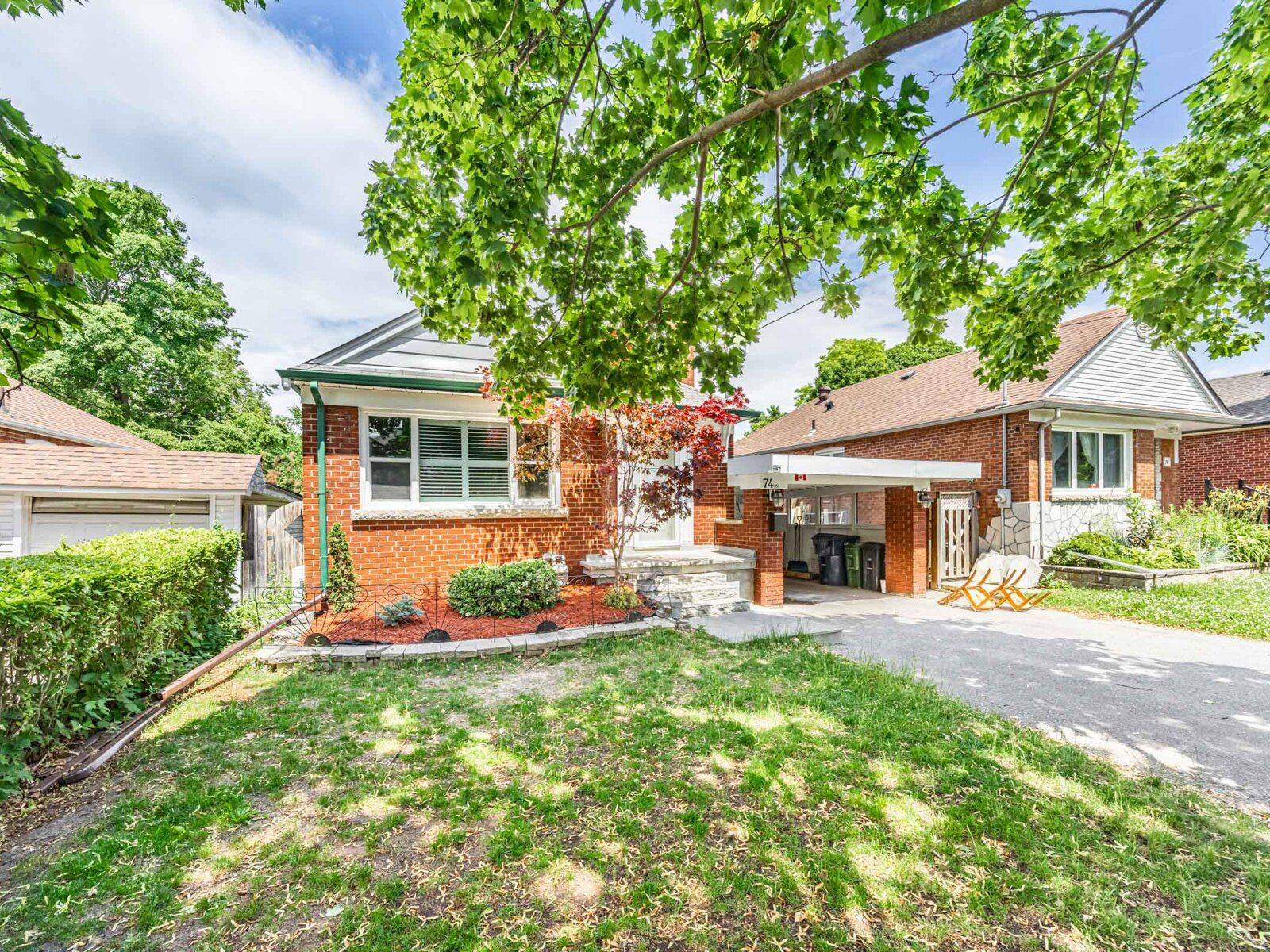 Toronto E04, ON M1R 1A6,74 Shangarry DR #Main Floor