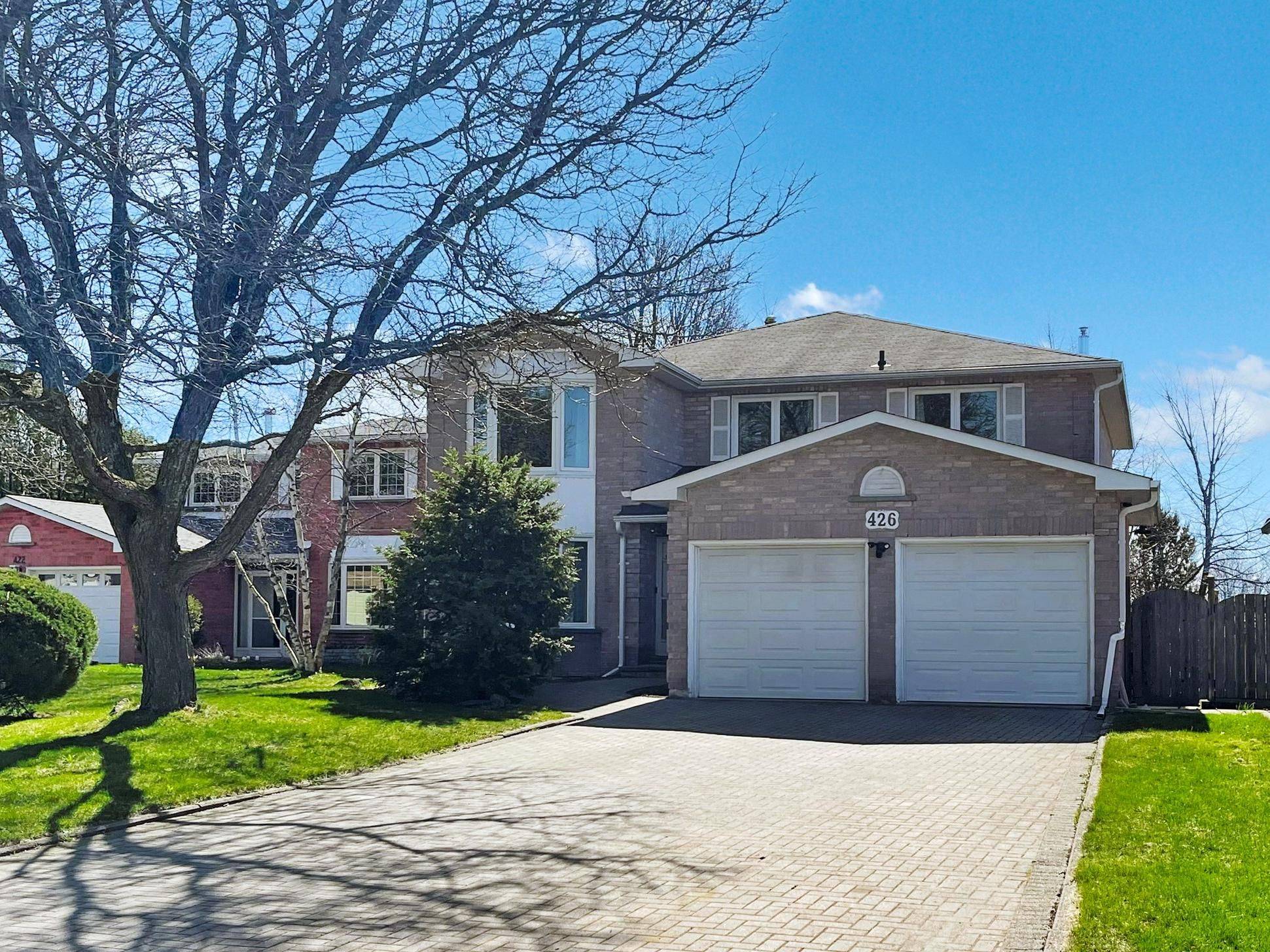 Newmarket, ON L3Y 7H6,426 Herridge CIR