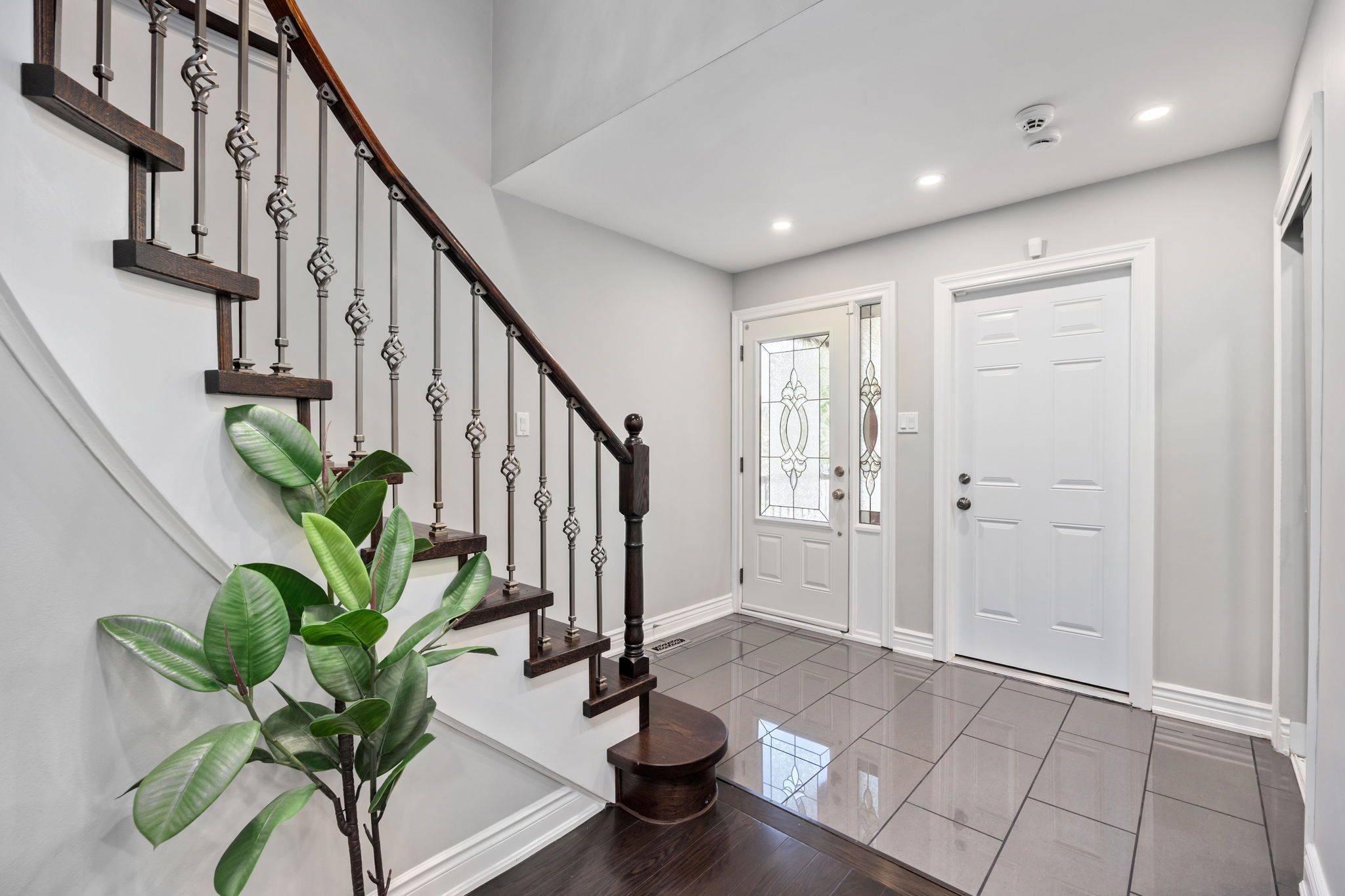 Mississauga, ON L5L 5H8,3347 Mc Master RD