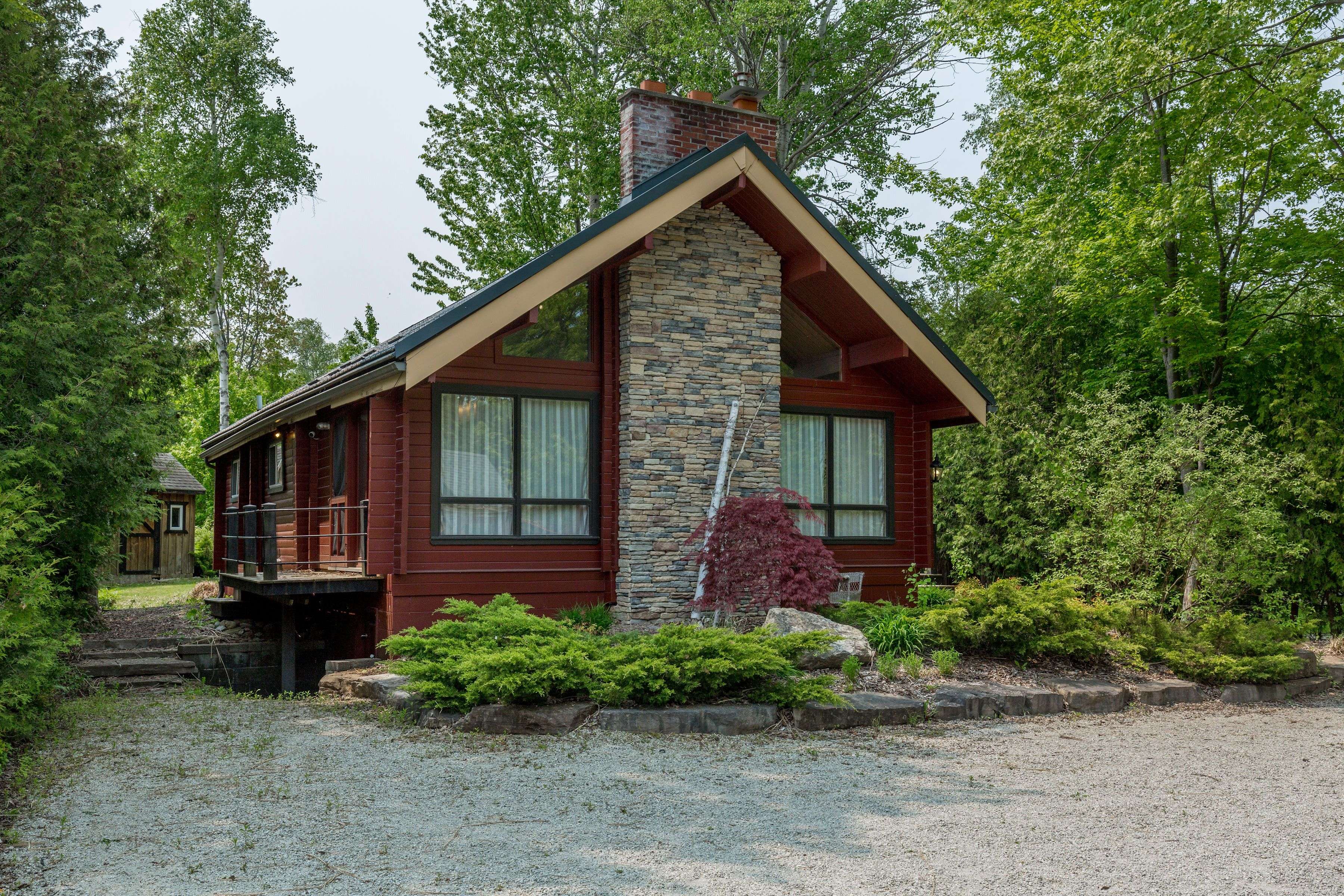 Blue Mountains, ON L9Y 3Z2,209850 26 HWY
