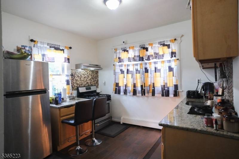 Irvington Twp., NJ 07111,37 Grace St
