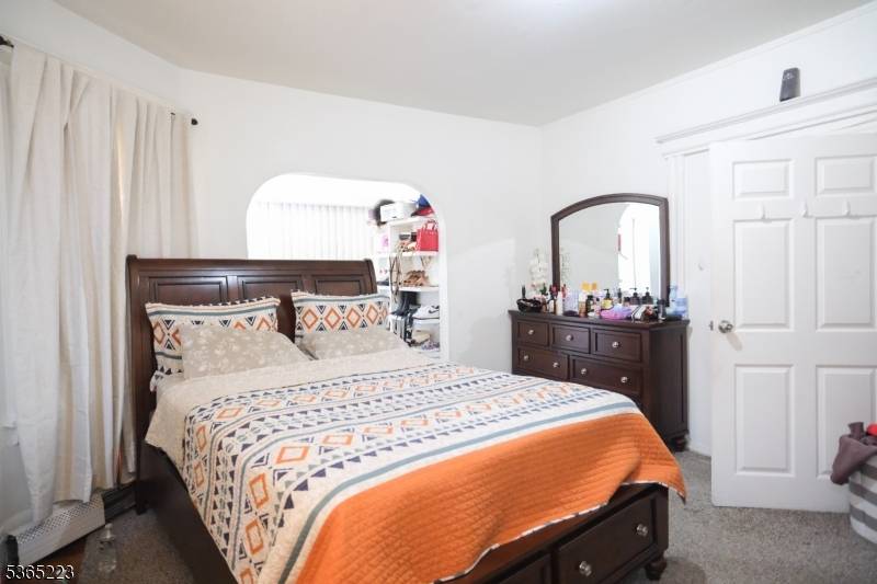 Irvington Twp., NJ 07111,37 Grace St