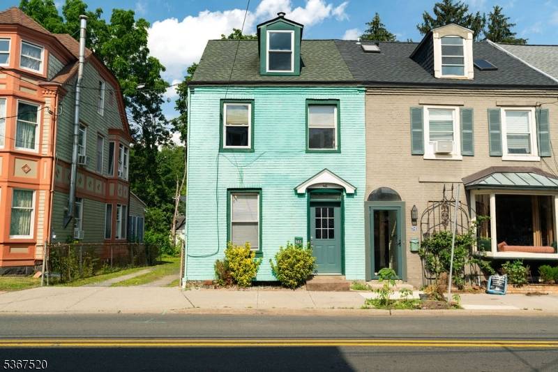 Lambertville City, NJ 08530,56-58 N Main St