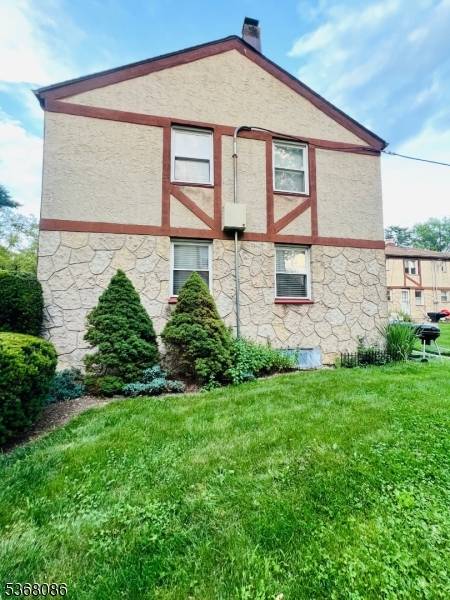 Metuchen Boro, NJ 08840,185 High St