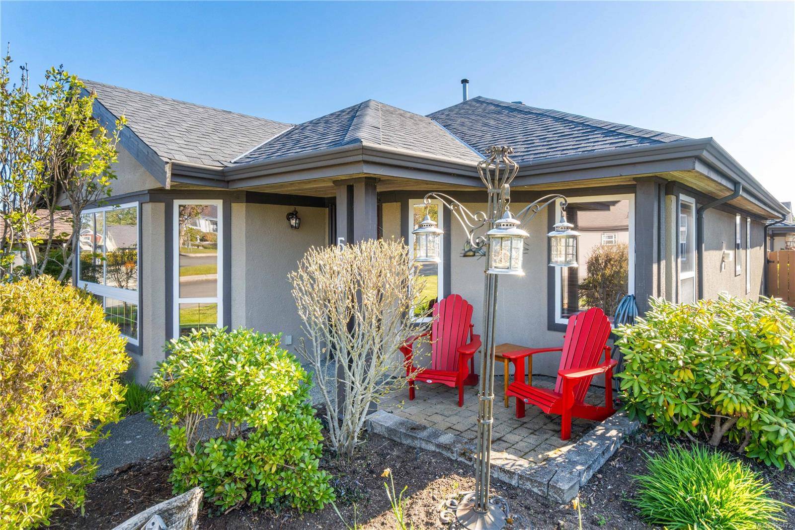 Parksville, BC V9P 2T7,586 Hampstead St