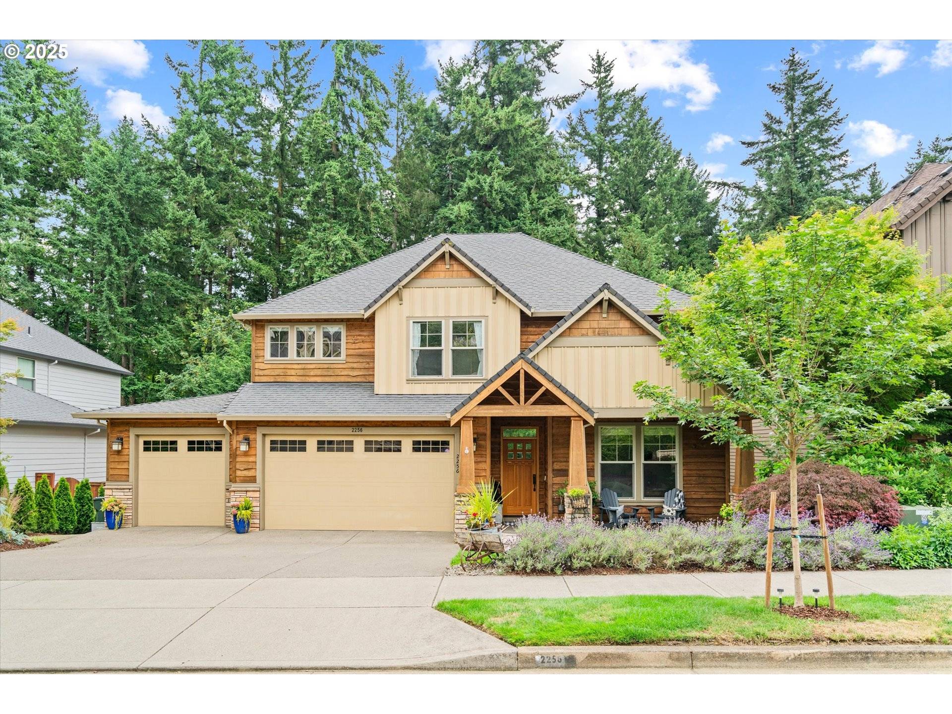 West Linn, OR 97068,2256 ROGUE WAY