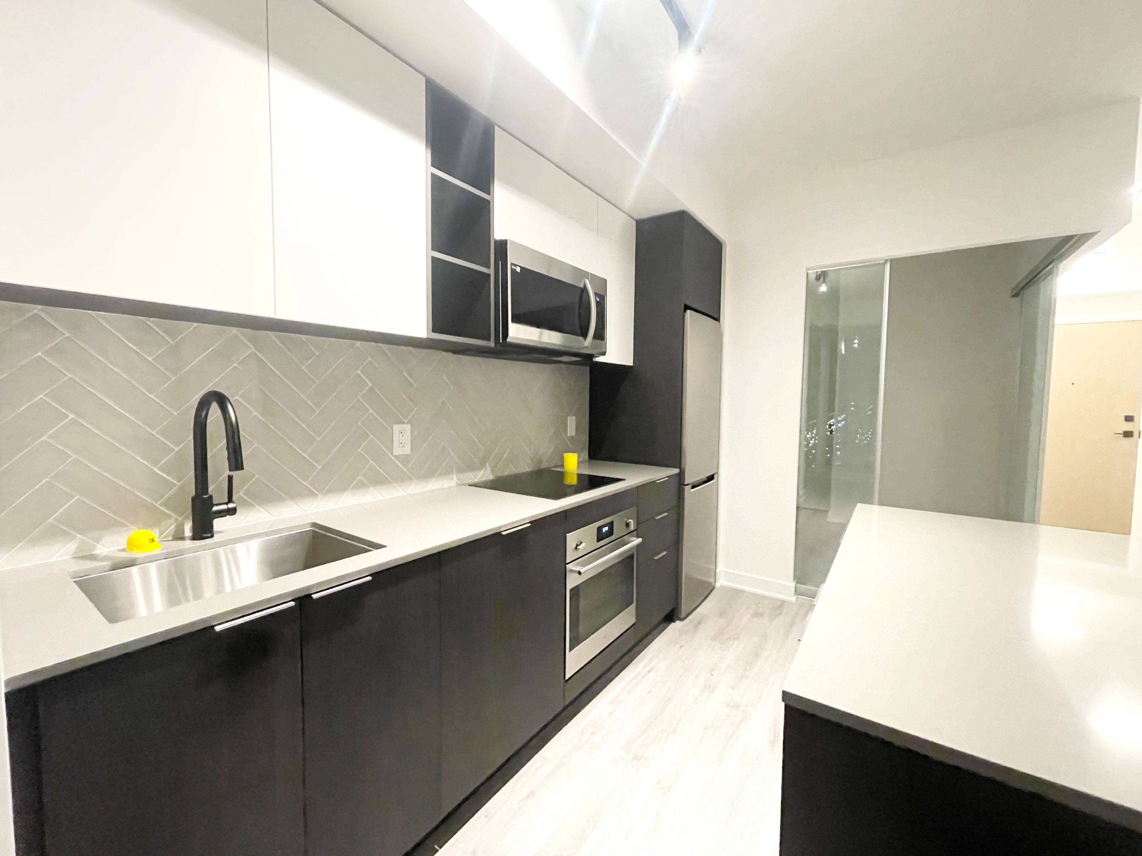 Toronto W08, ON M8Z 0G5,36 Zorra ST #2105