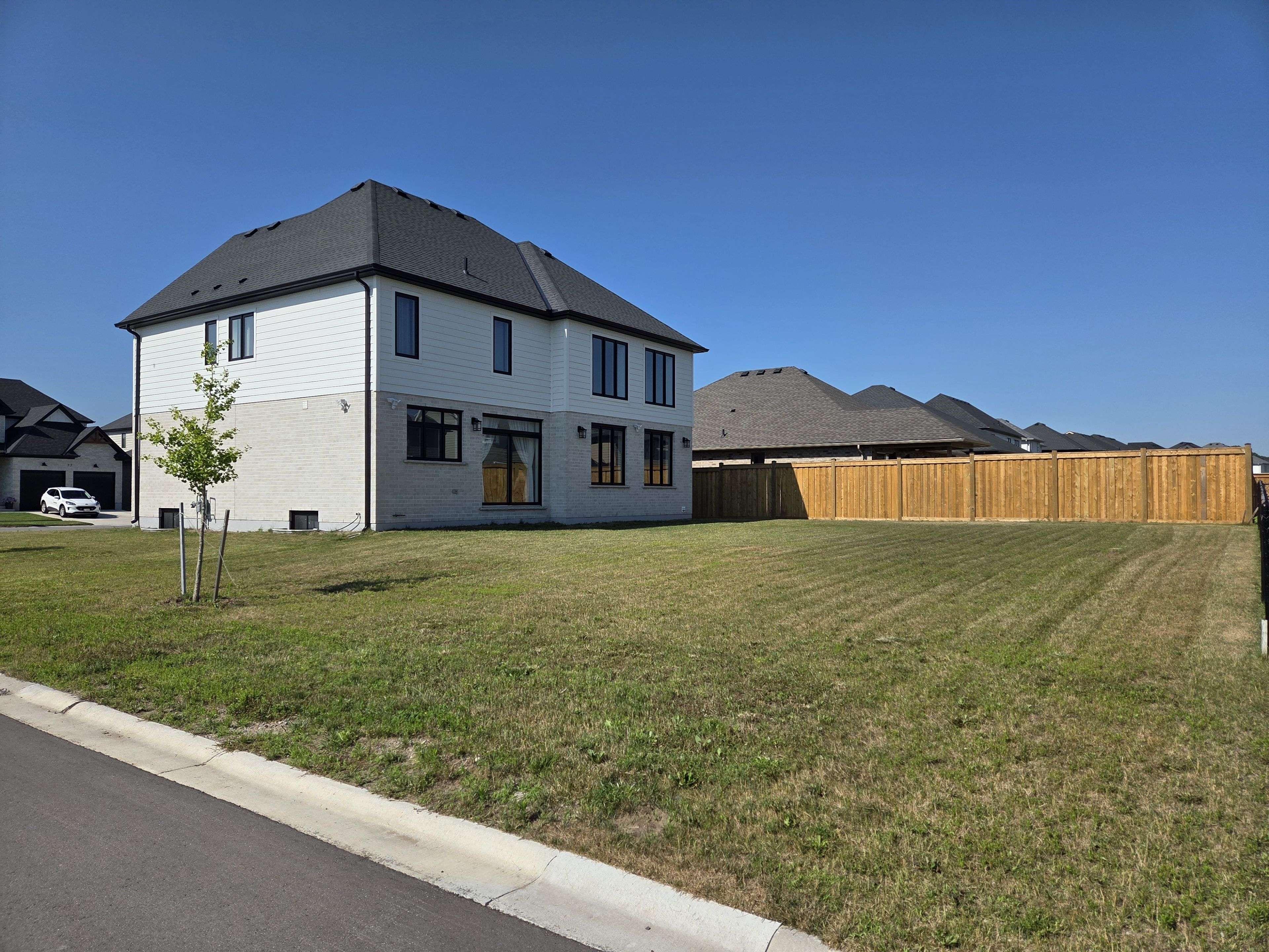 Thames Centre, ON N0L 1G5,76 Hazelwood Pass N/A