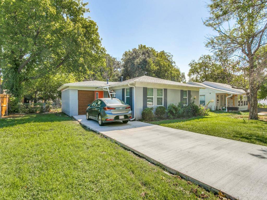Grapevine, TX 76051,1215 S Ball Street