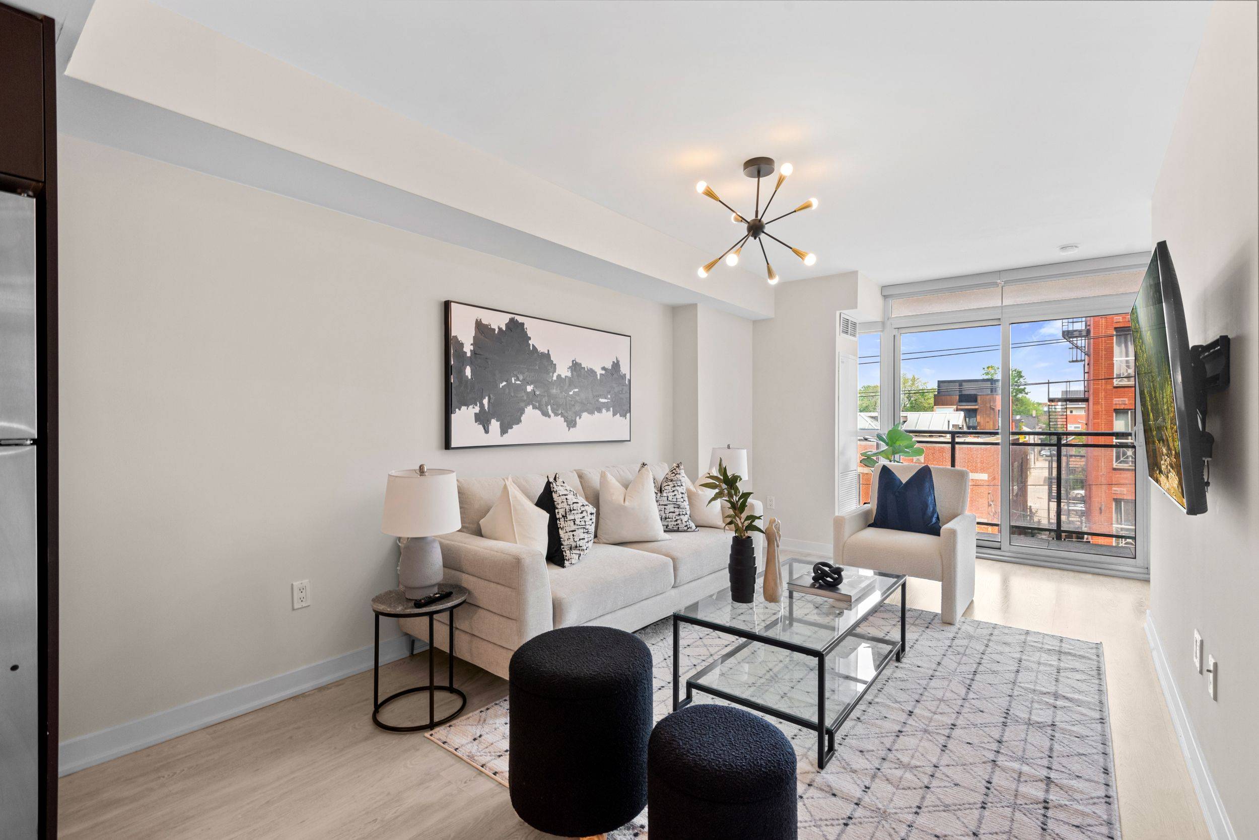 Toronto C01, ON M5V 0A9,78 Tecumseth ST #302