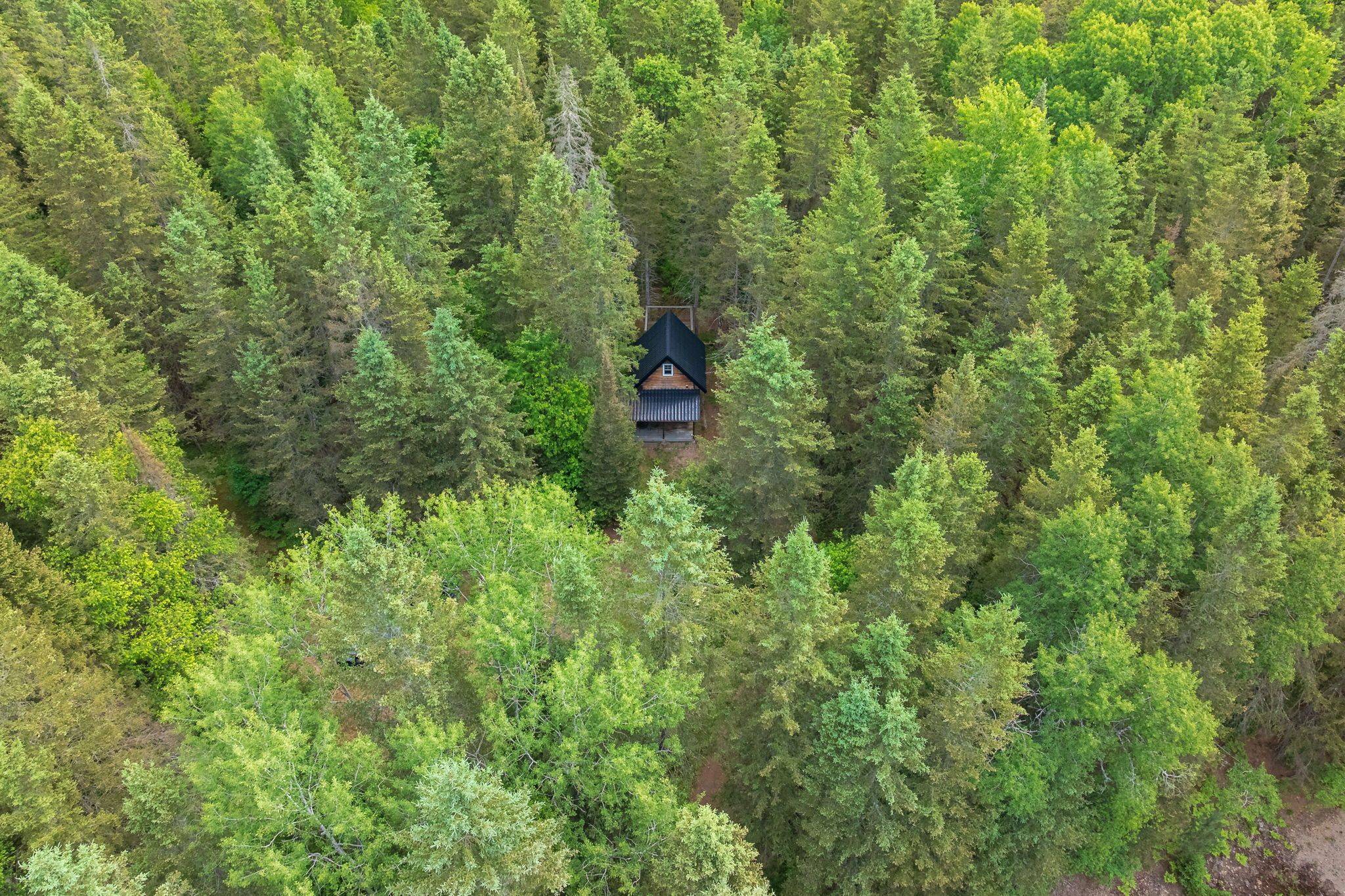 Kearney, ON P0A 1M0,0 Kallio RD