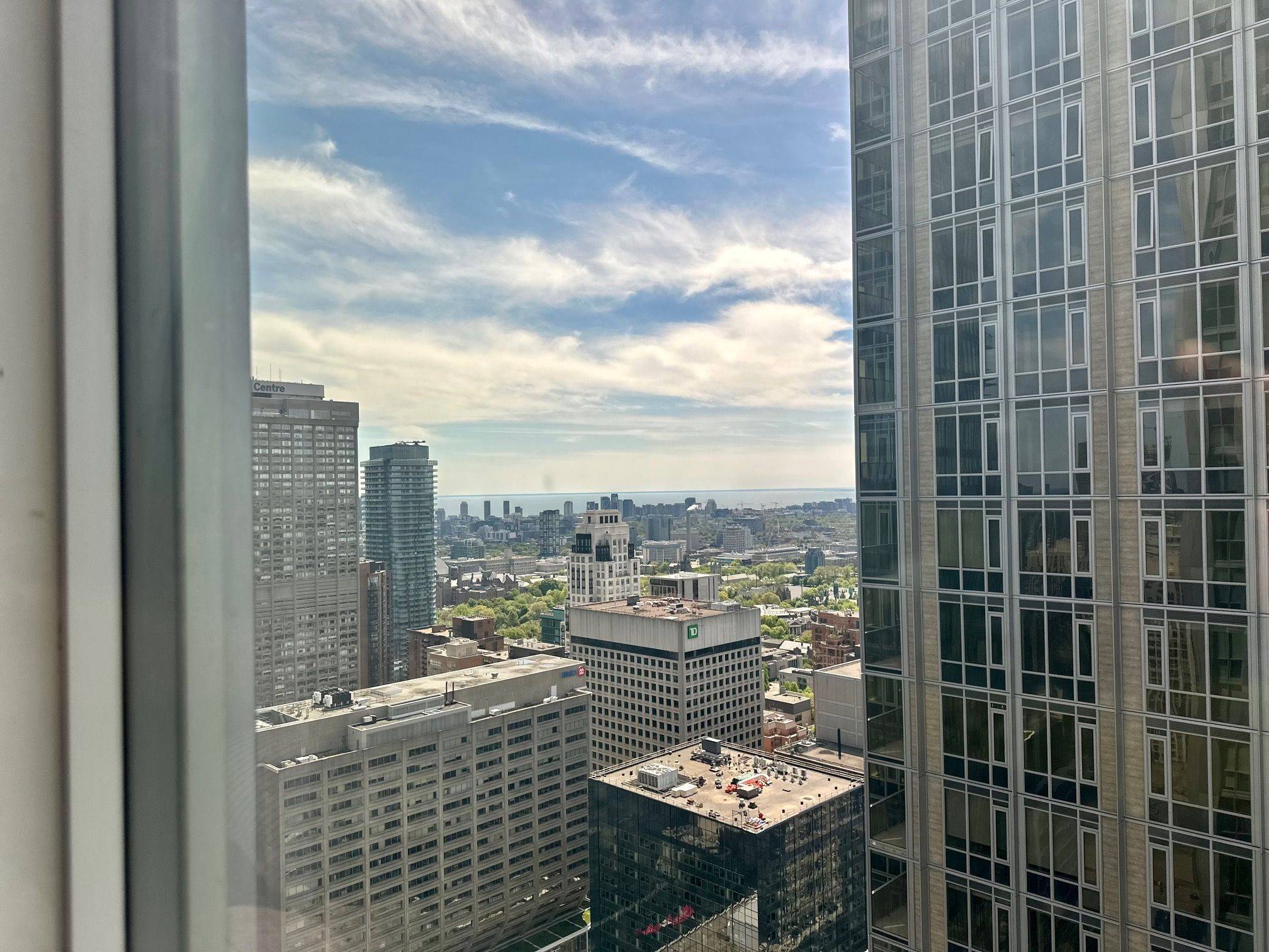 Toronto C02, ON M4W 0B1,1 Yorkville AVE #3903