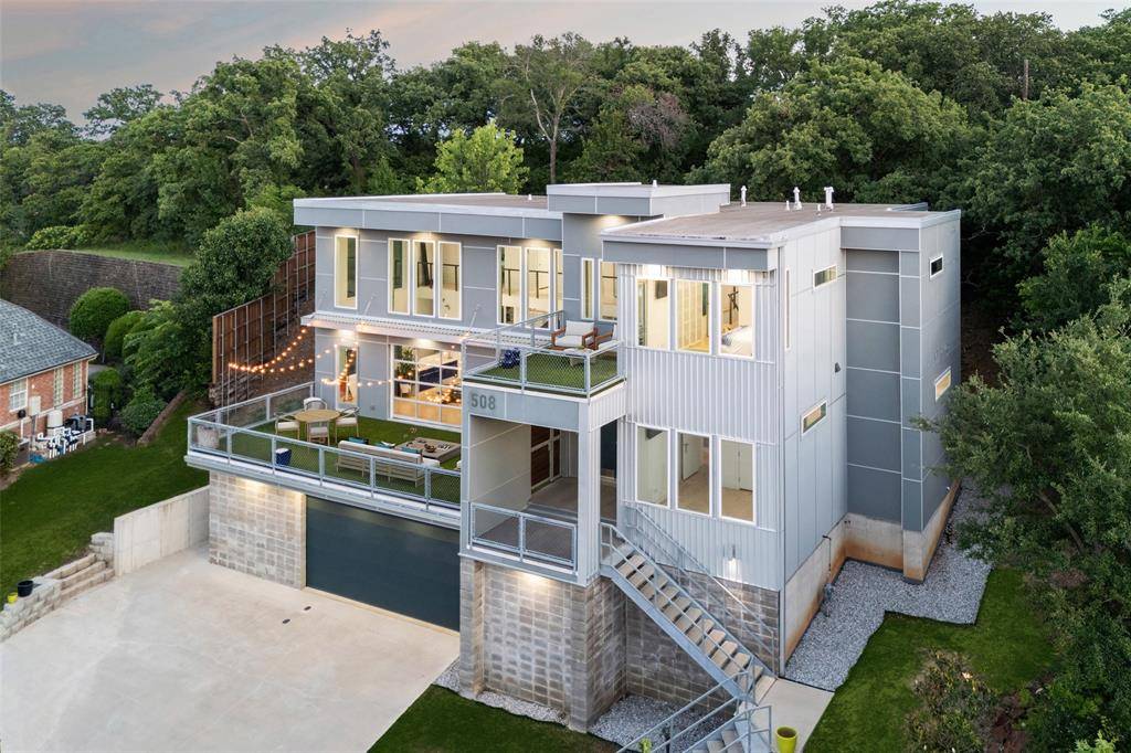 Keller, TX 76248,508 Holly Court