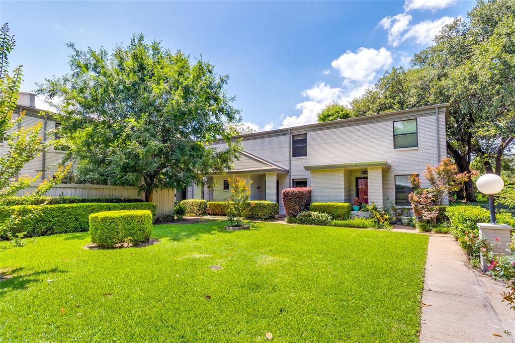Dallas, TX 75235,5021 N Hall Street