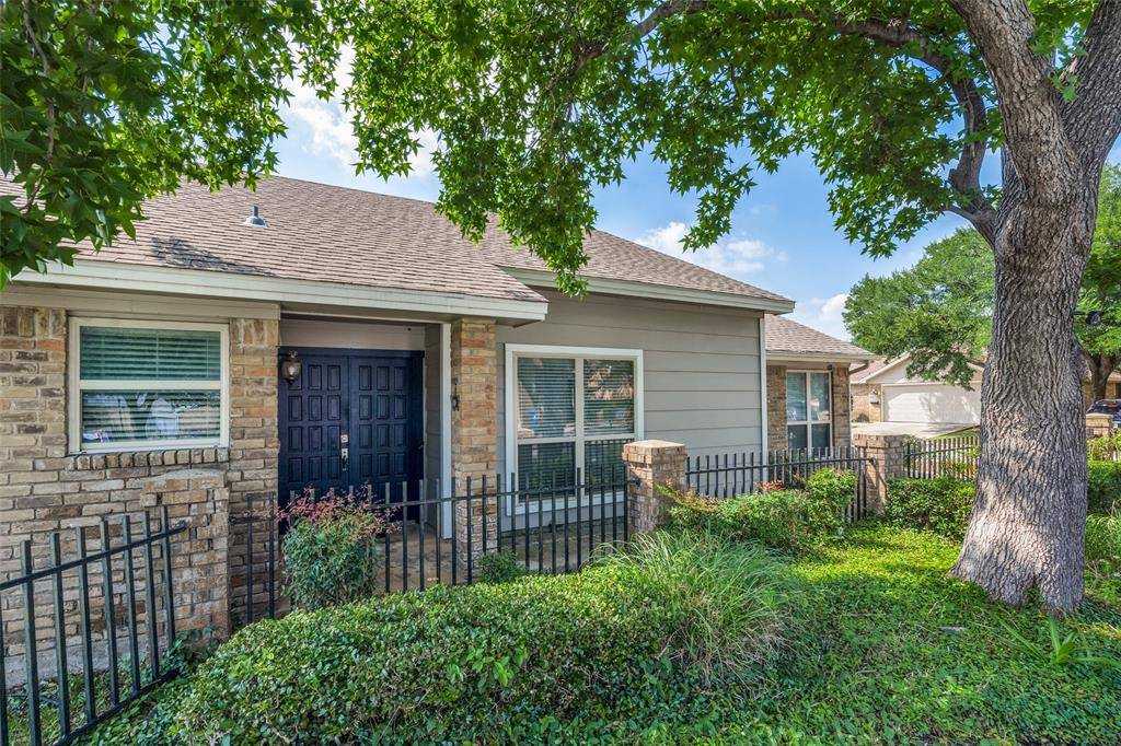 Carrollton, TX 75006,2712 Glenwood Court