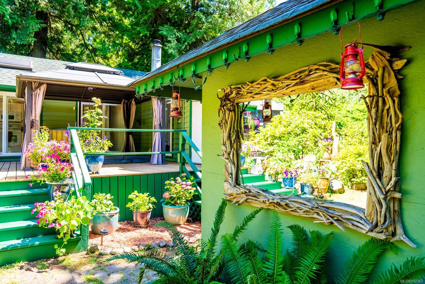 Pender Island, BC V0N 2M2,3780 Privateers Rd