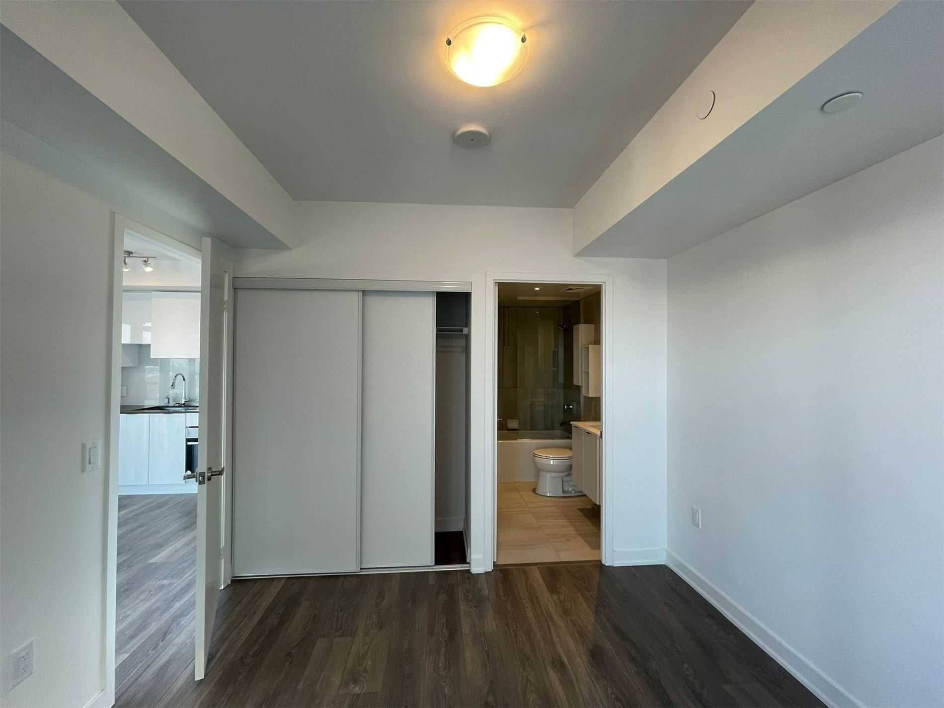 Toronto C10, ON M4P 0E4,195 Redpath AVE #2803 St