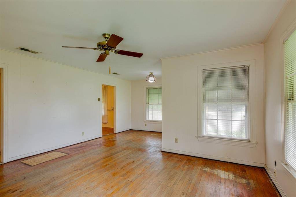 Garland, TX 75040,1328 Lakeside Drive