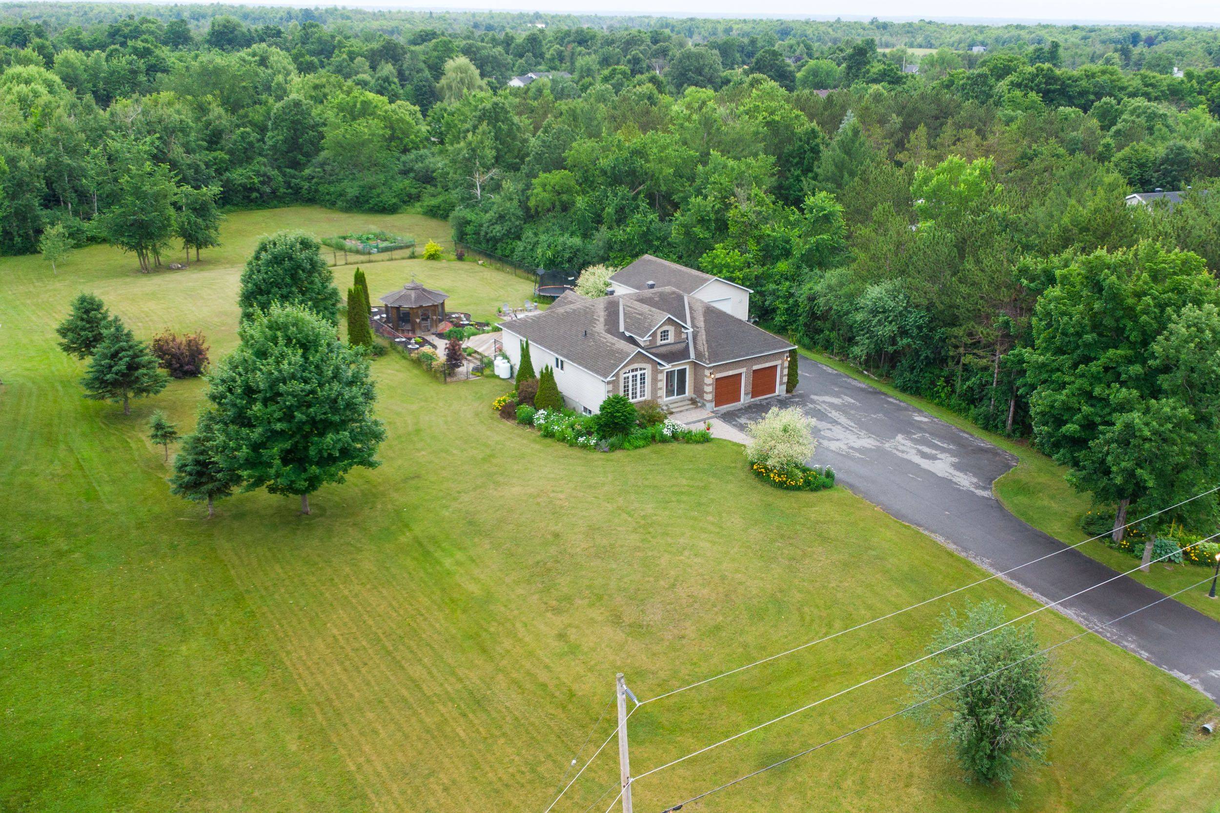Beckwith, ON K7C 3P2,208 Pine Ridge DR